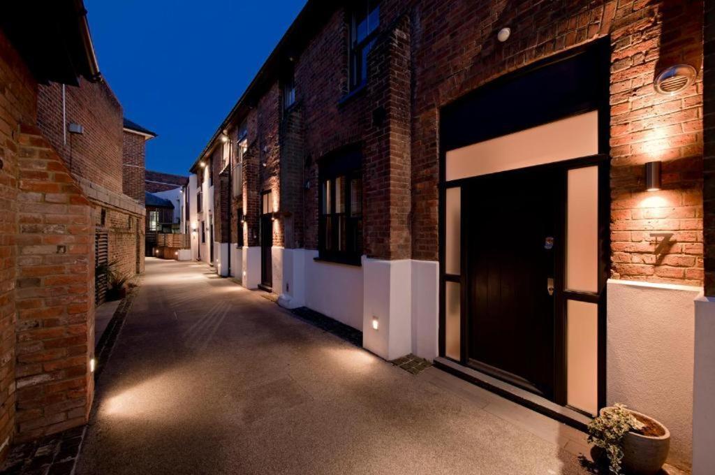 Central Two Bedroom Apartments St Albans By Central Stays Short Lets & Serviced Accommodation With Free Parking Kamer foto